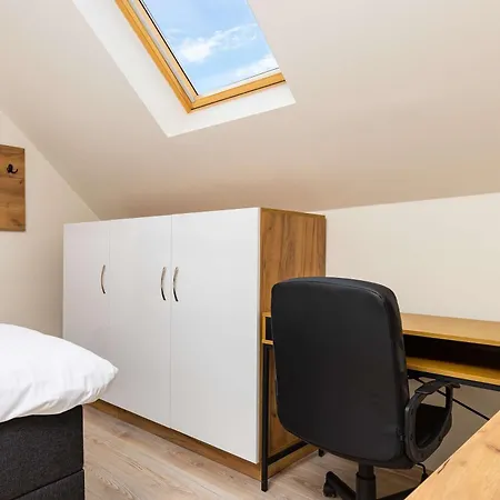 Bright & Modern - Center By Flat Mаnager Daire *